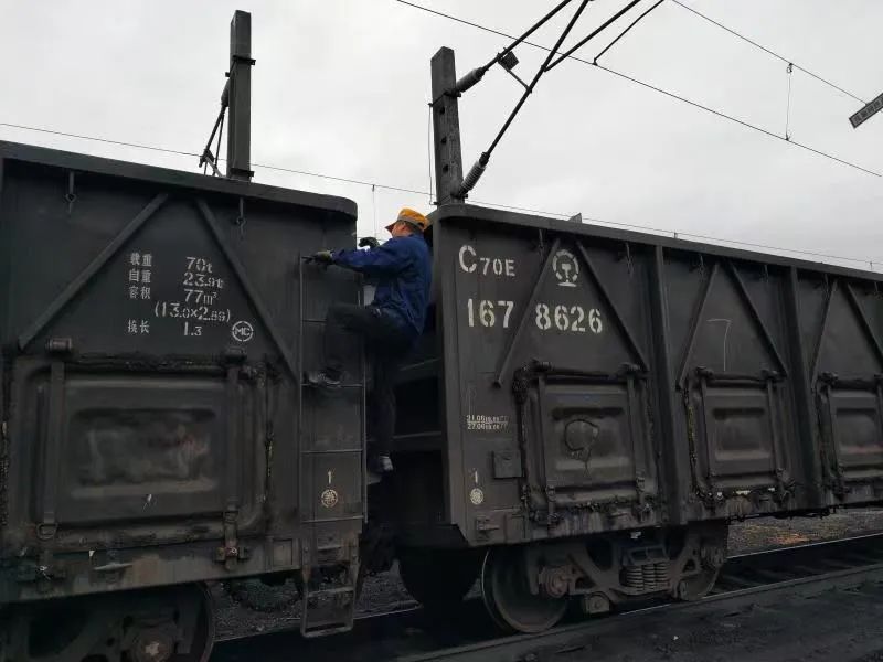 致敬！春節堅守崗位的每一個“你”