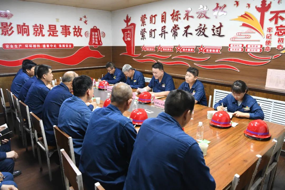 以學促干強作風 向難攻堅求突破——龍鋼公司突出主責主業深化主題教育