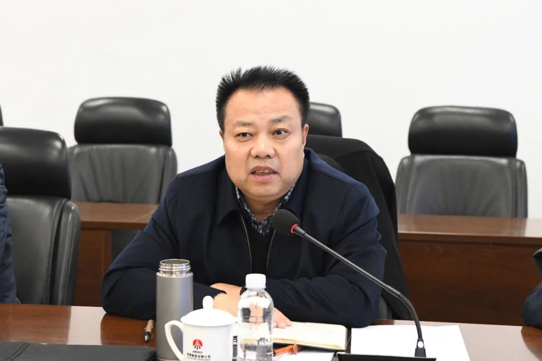 寶雞石油鋼管公司、延長(zhǎng)石油物資集團(tuán)與陜鋼集團(tuán)聯(lián)合召開(kāi)石油鋼管項(xiàng)目工作會(huì)