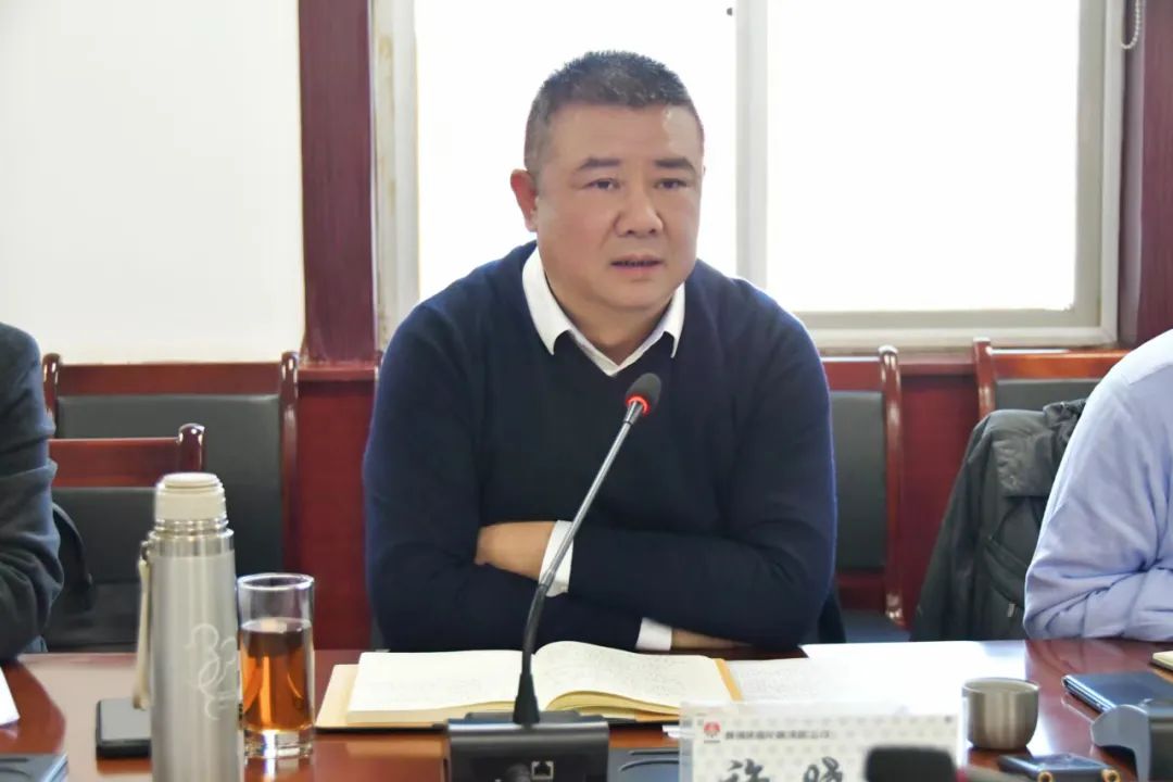 許曉增到龍鋼集團公司調(diào)研指導(dǎo)工作