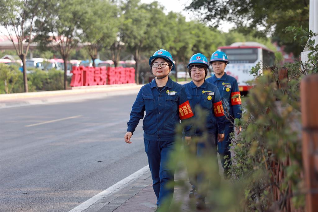 31人娘子軍年計量4600萬噸：龍鋼檢斤班的數字化突圍之路