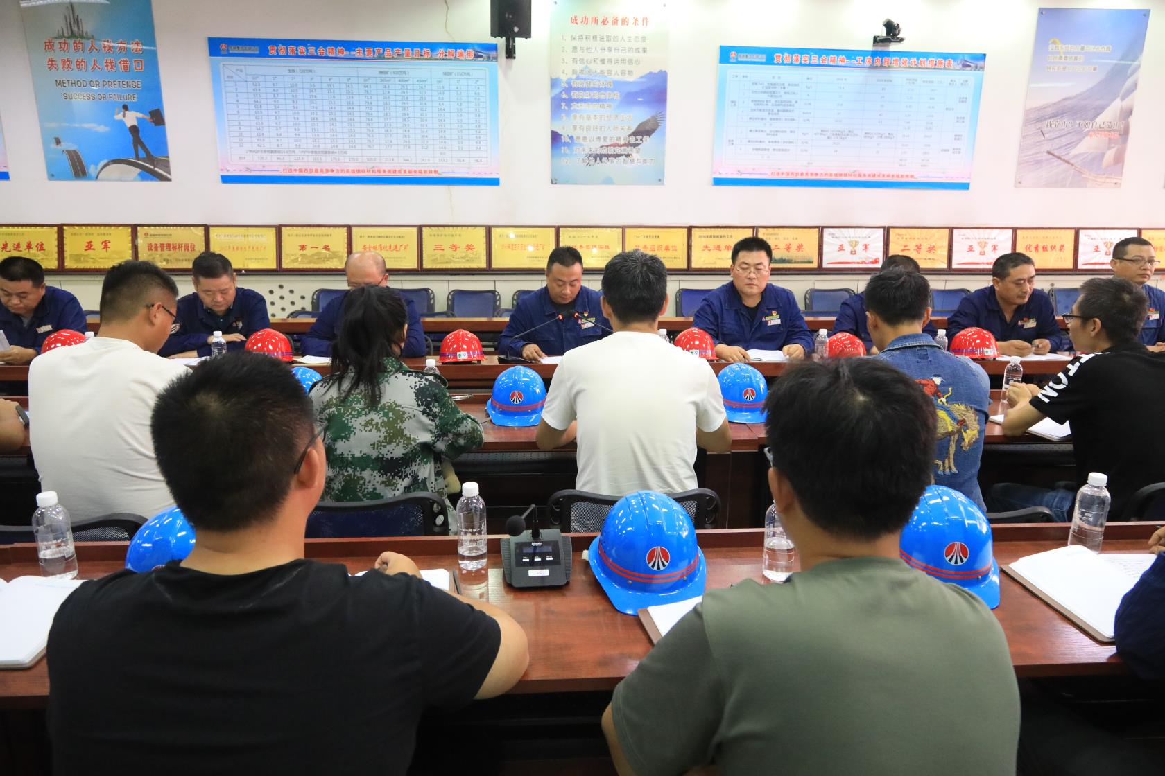 大膽摸索創新實踐，讓人才梯隊建設擲地有聲——龍鋼公司煉鐵廠五支人才隊伍建設管理工作側記